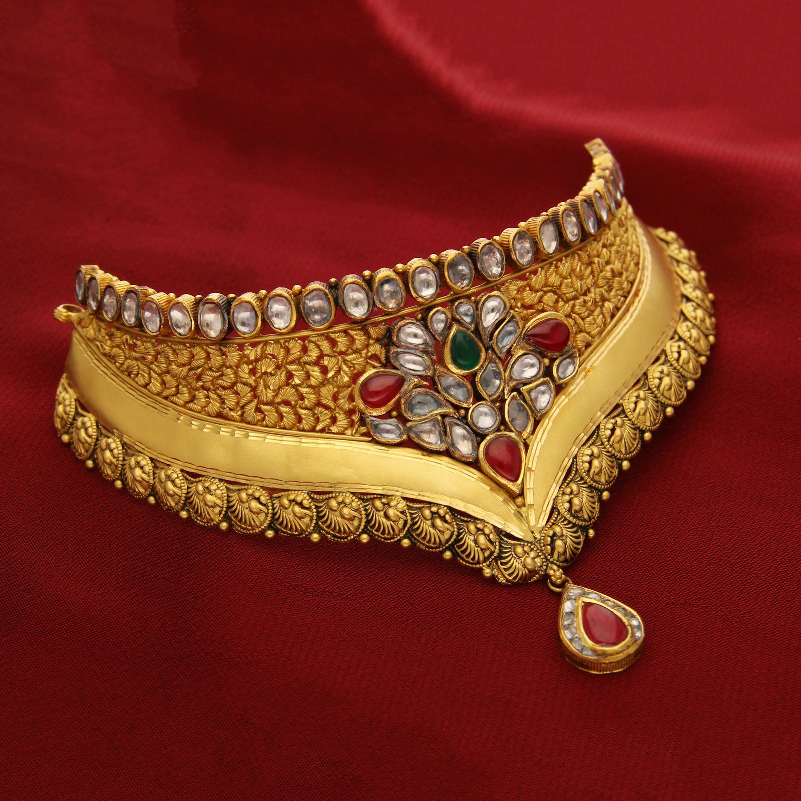 FANCY STONE CHOKER